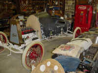 pic69753.jpg (43277 bytes)