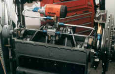 LarryPlumbing02.jpg (33028 bytes)